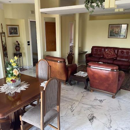 Geltrude Apartamento Avola Exterior foto