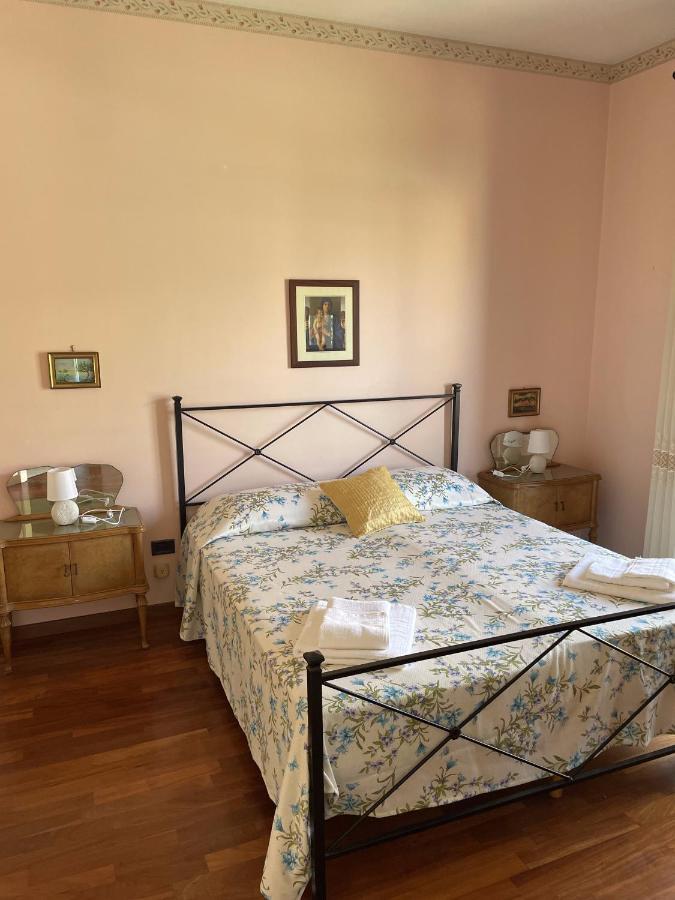 Geltrude Apartamento Avola Exterior foto
