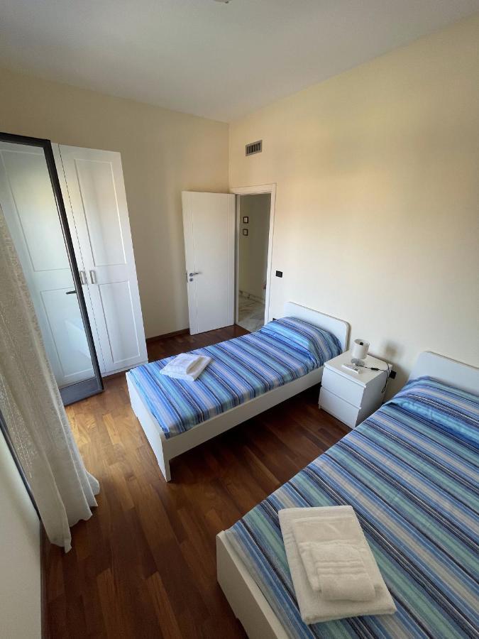 Geltrude Apartamento Avola Exterior foto