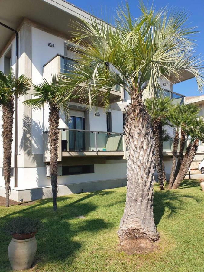 Geltrude Apartamento Avola Exterior foto